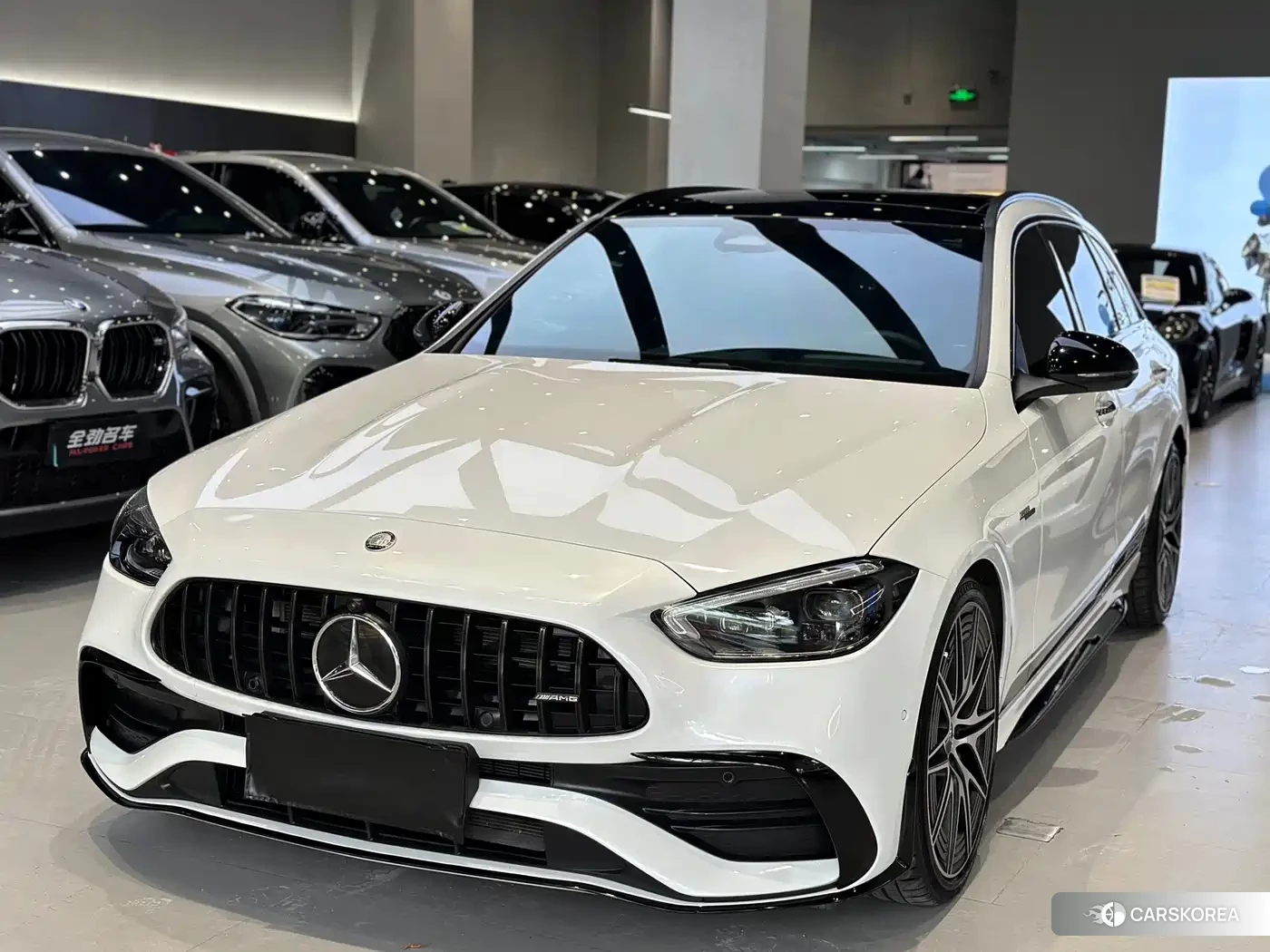 Mercedes-Benz C-class AMG 2024 Белый из Китая, фото 3