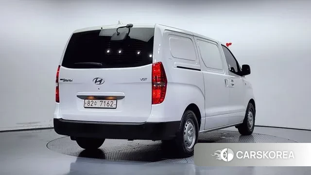 Hyundai The New Grand Starex id 3059585 из Кореи 12