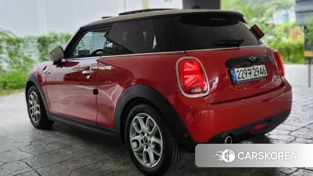 Mini Cooper 2021 Красный из Кореи, фото 6