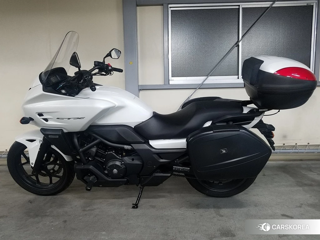 Проданный Honda CTX700 DCT 2013 из Японии