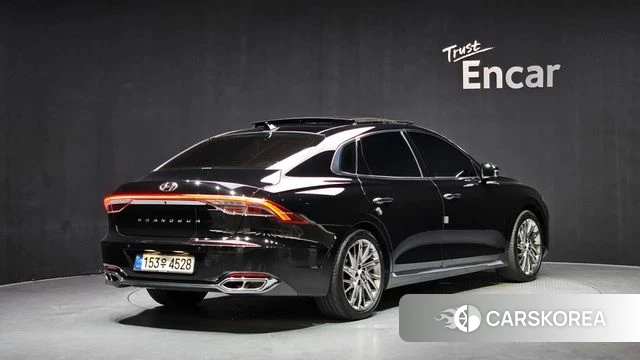 Hyundai The New Grandeur IG id 4423879 из Кореи 12