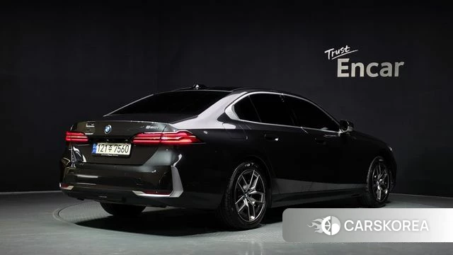 BMW 5 Series (G60) id 4630268 из Кореи 12