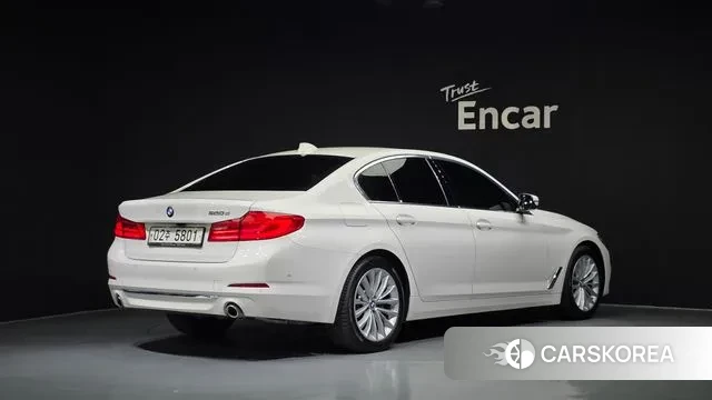 BMW 5 Series (G30) id 3018565 из Кореи 12