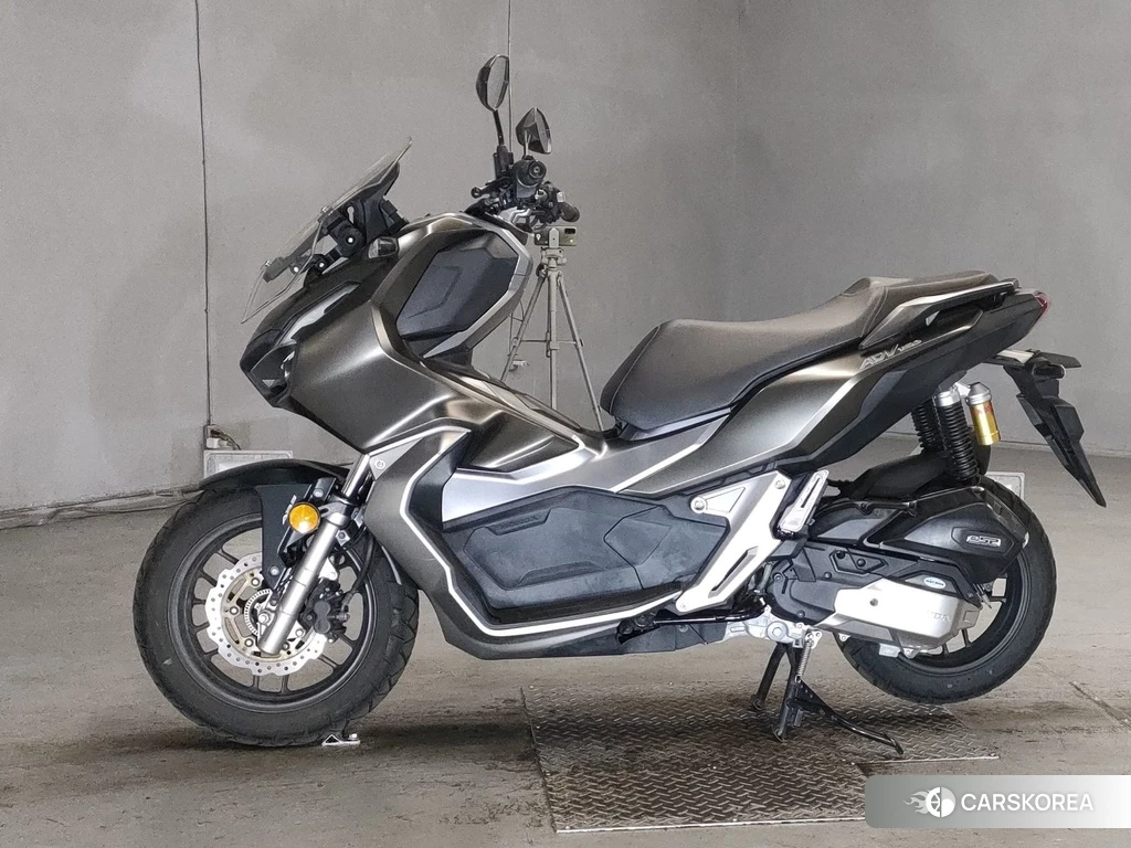 Проданный Honda ADV150 2019 из Японии