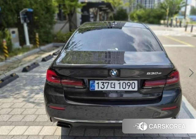 BMW 5 Series (G30) 2021 Серый из Кореи, фото 2
