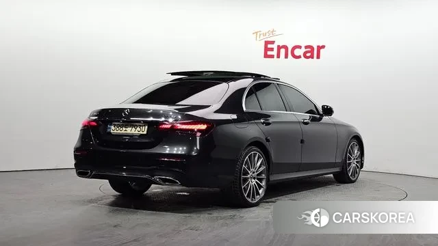 Mercedes-Benz E-Class W213 id 3478618 из Кореи 12