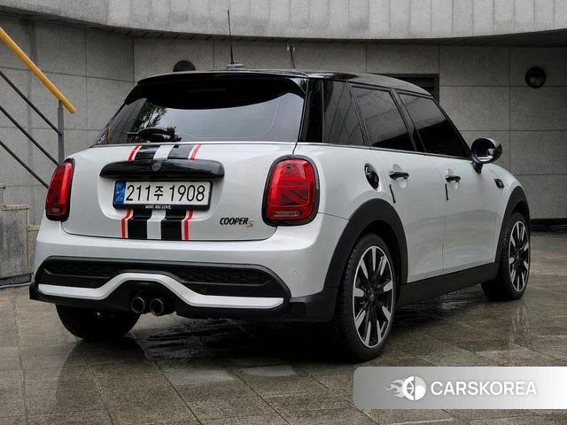 Mini Cooper S id 4613605 из Кореи 12