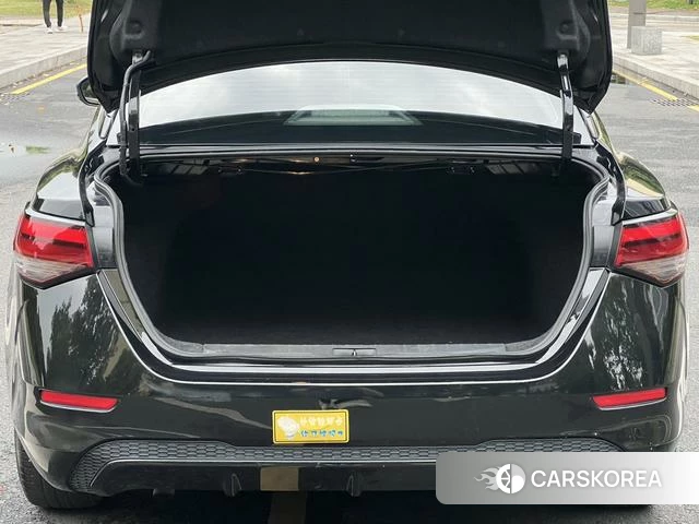 Nissan Xuan Yi id 4297854 из Китая 12