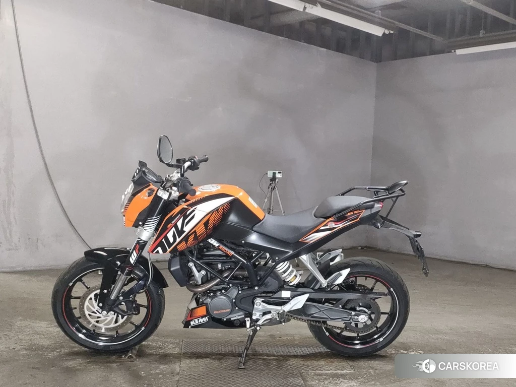Проданный KTM 200 DUKE 2012 из Японии
