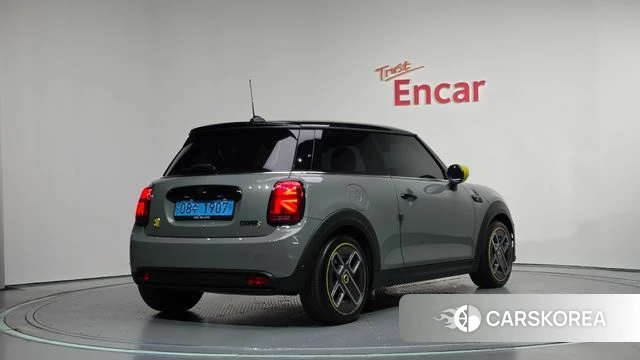 Mini Cooper Electric id 4848677 из Кореи 12