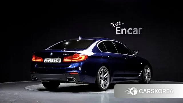 BMW 5 Series (G30) id 3703321 из Кореи 12