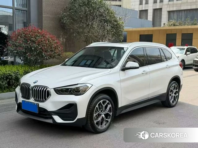 BMW X1 2022 Белый из Китая, фото 2