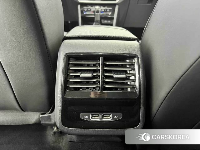 Volkswagen Sagitar id 4276420 из Китая 12
