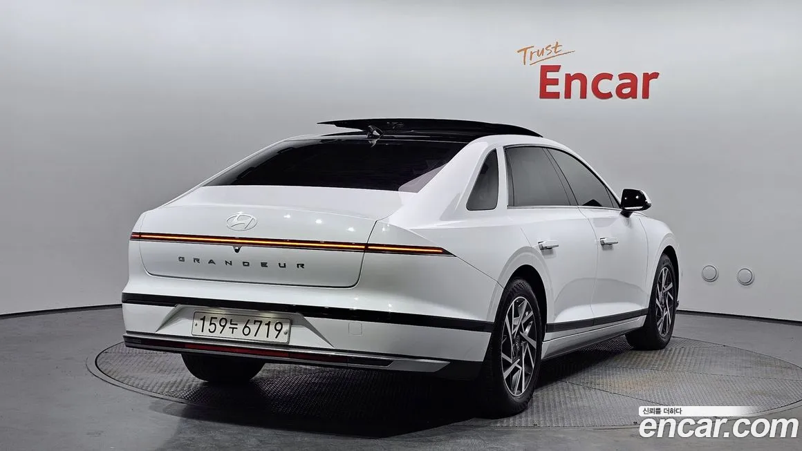 Hyundai Grandeur (GN7) id 2177759 из Кореи 12