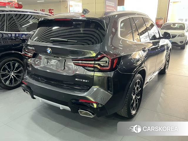 BMW X3 2021 Темно-серый из Китая, фото 2