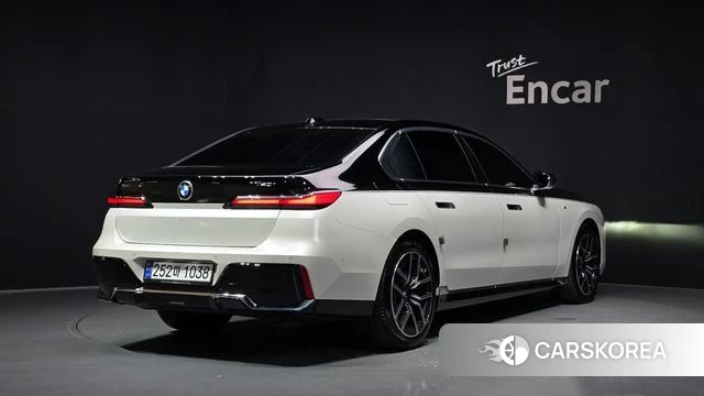 BMW 7 Series (G70) id 4584636 из Кореи 12