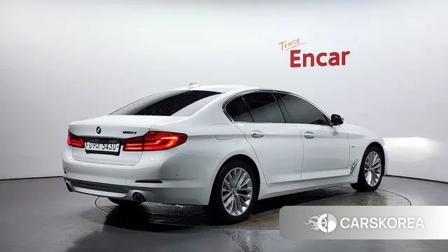 BMW 5 Series (G30) id 3050776 из Кореи 12