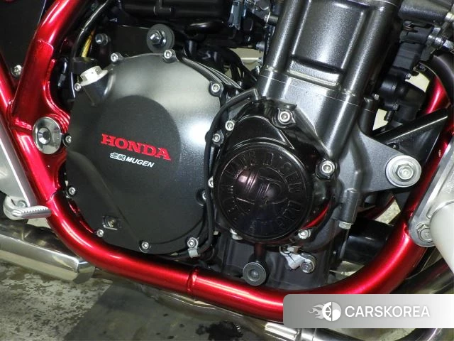 Engine photo
