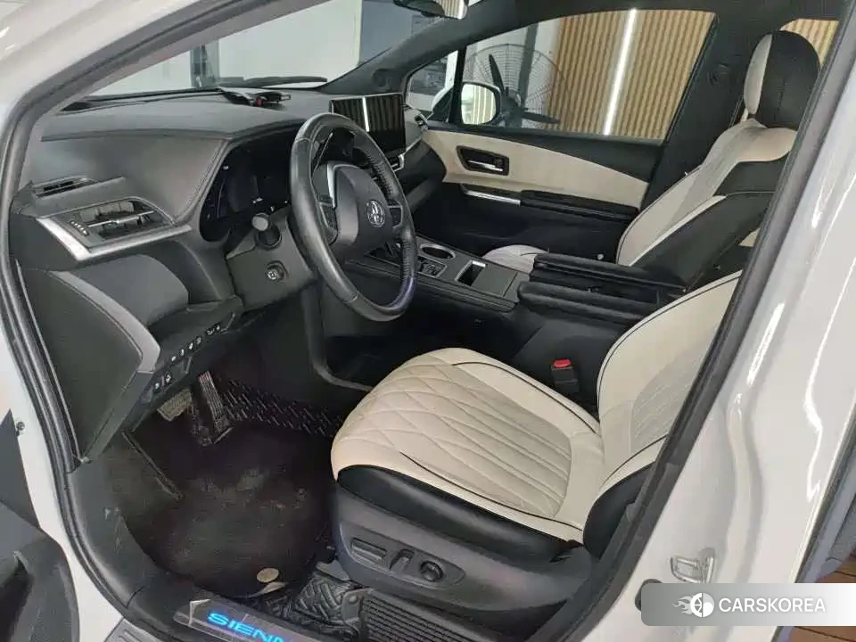 Toyota Sienna 2022 Белый из Китая, фото 2