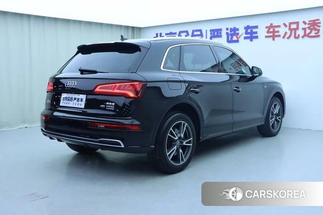 Audi Q5L id 4208339 из Китая 12