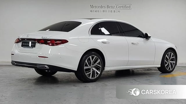 Mercedes-Benz E-Class W214 id 3896724 из Кореи 9