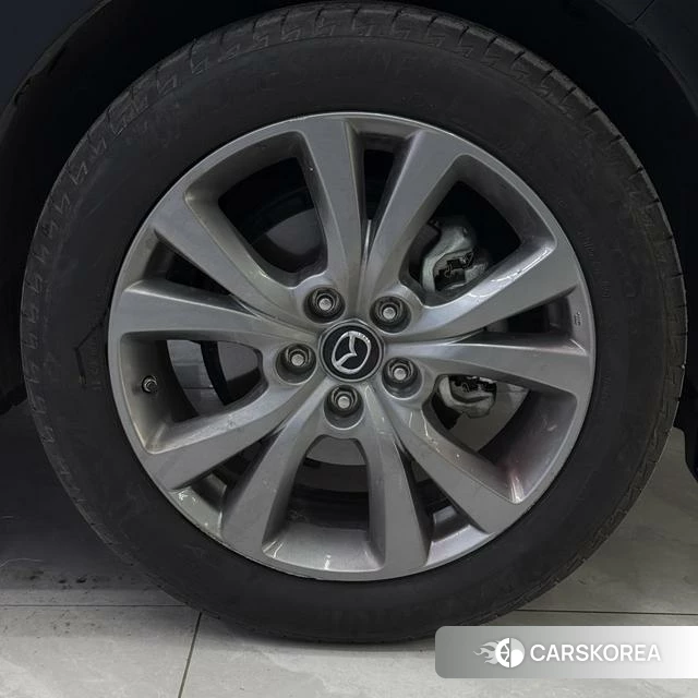 Mazda CX-30 id 4335797 из Китая 12