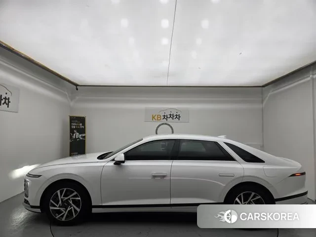 Hyundai Grandeur (GN7) id 3620147 из Кореи 12