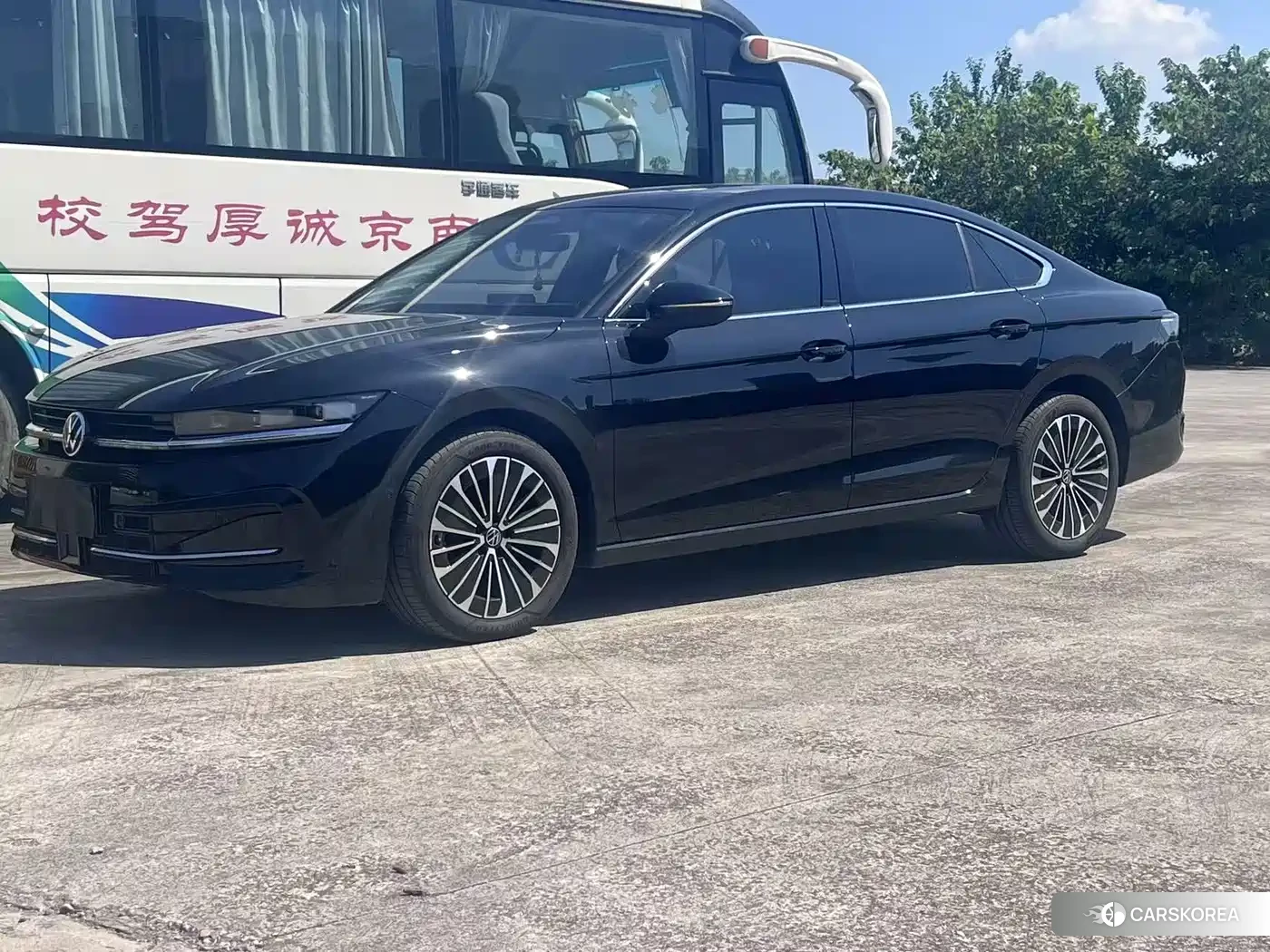 Volkswagen Magotan id 4659860 из Китая 7