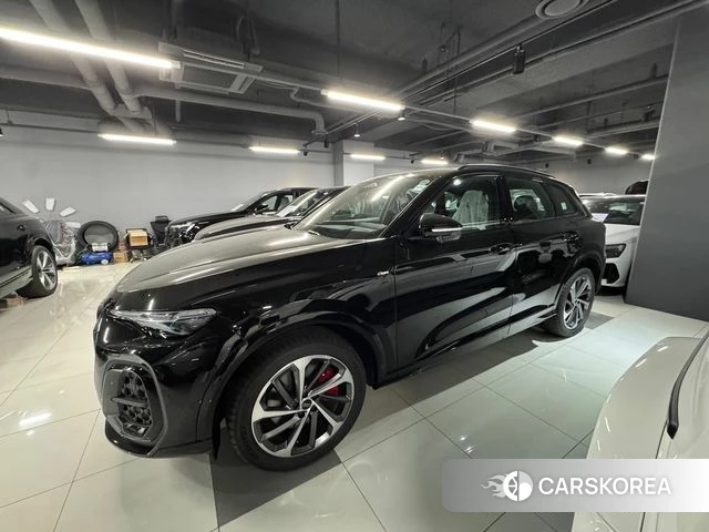 Audi Q5 (80A) 2025 Черный из Кореи, фото 6