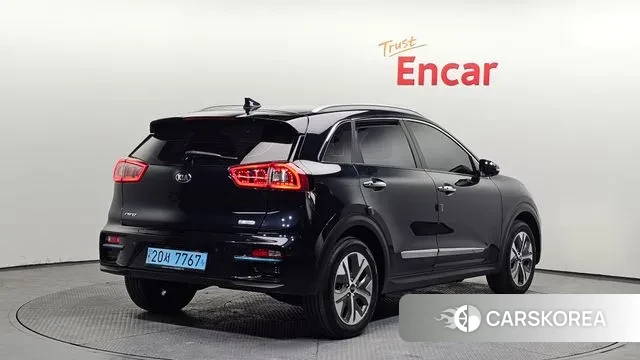 Kia Niro EV id 3728610 из Кореи 12