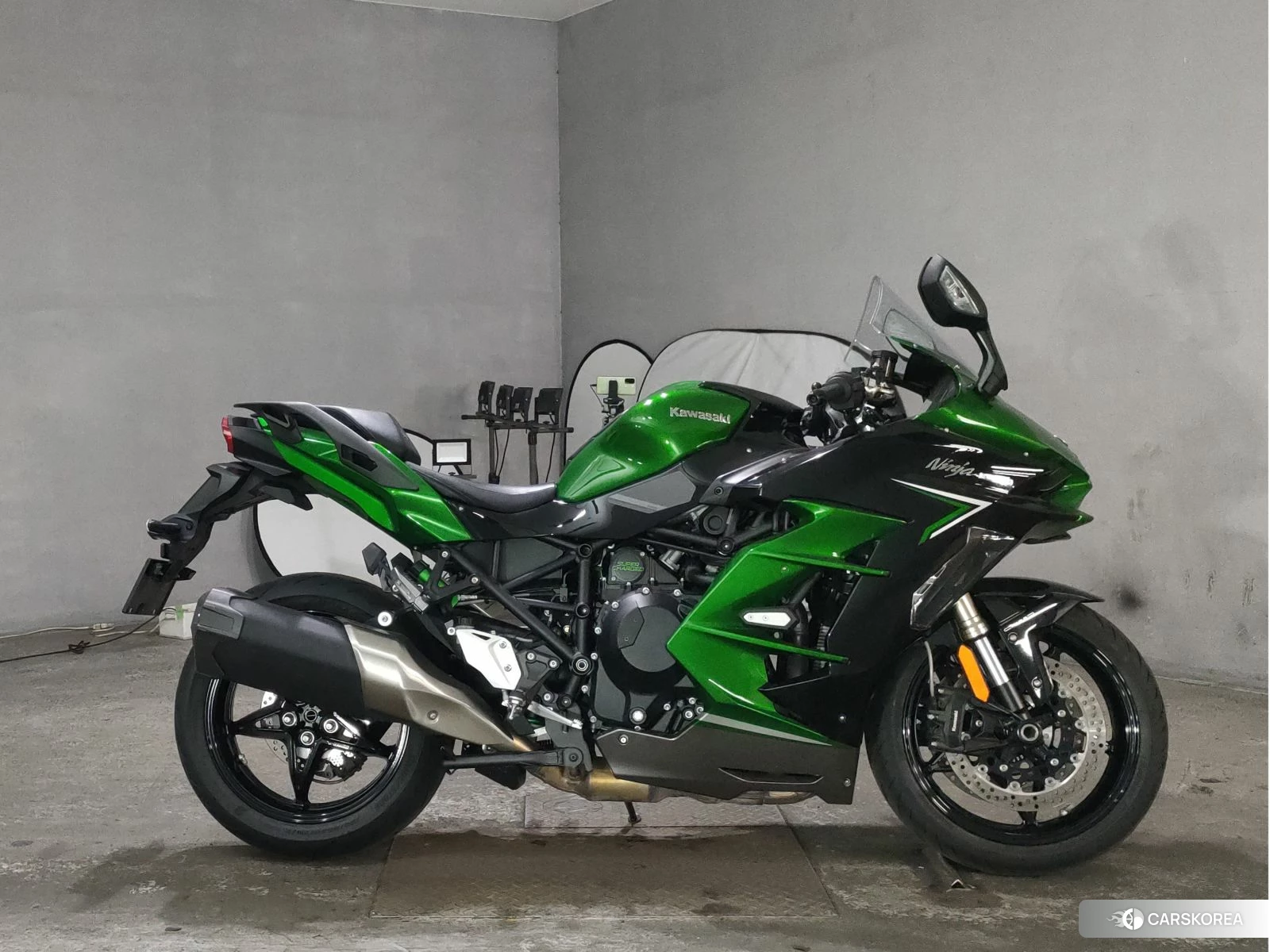 Проданный Kawasaki NINJA H2 SX 2024 из Японии, фото 4