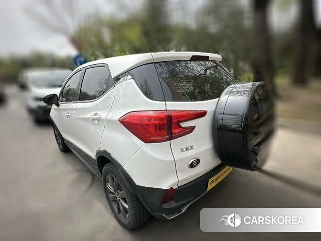 BYD Yuan EV 2020 Белый из Китая, фото 2
