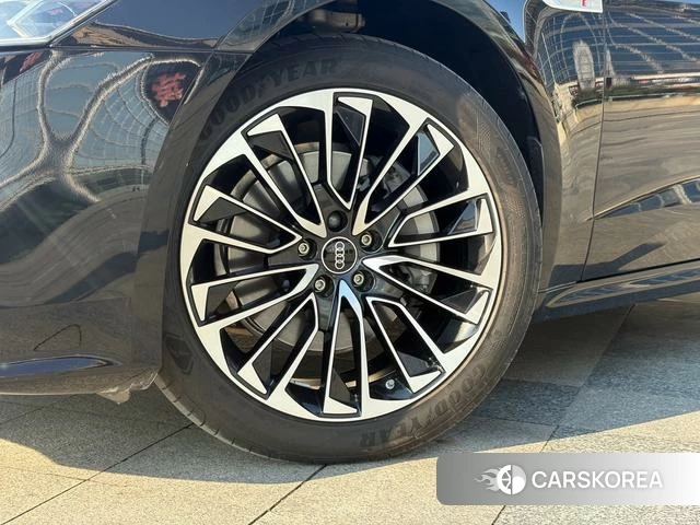 Audi A7L 2024 Черный из Китая, фото 4