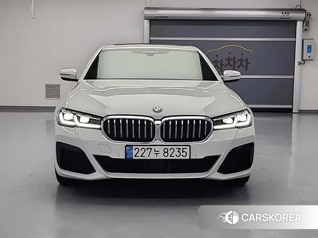 BMW 5 Series (G30) id 3412367 из Кореи 12