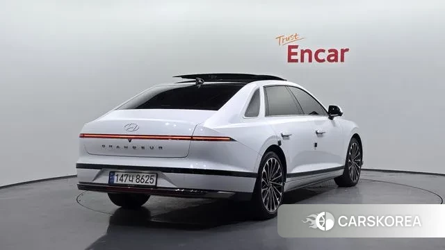 Hyundai Grandeur Hybrid (GN7) id 3256615 из Кореи 12