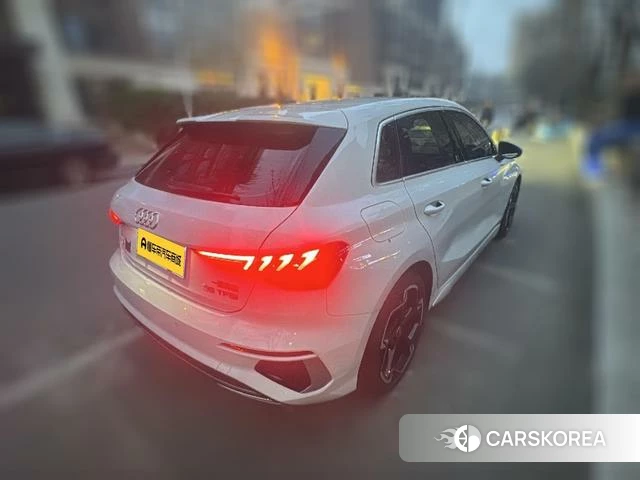 Audi A3 2023 Белый из Китая, фото 2