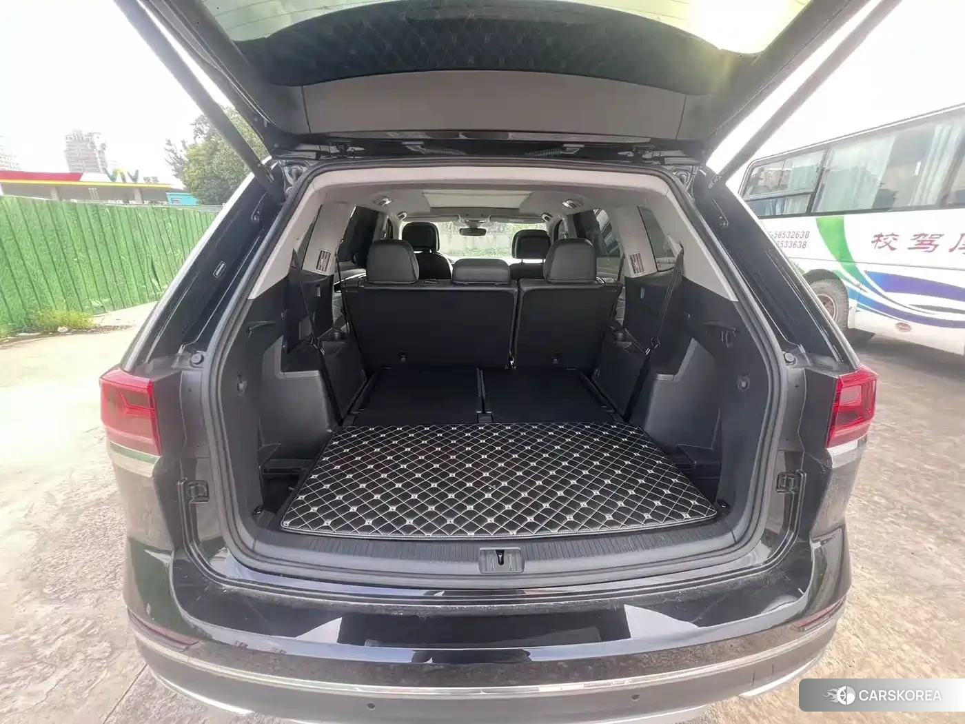 Volkswagen Touareg id 4654514 из Китая 7