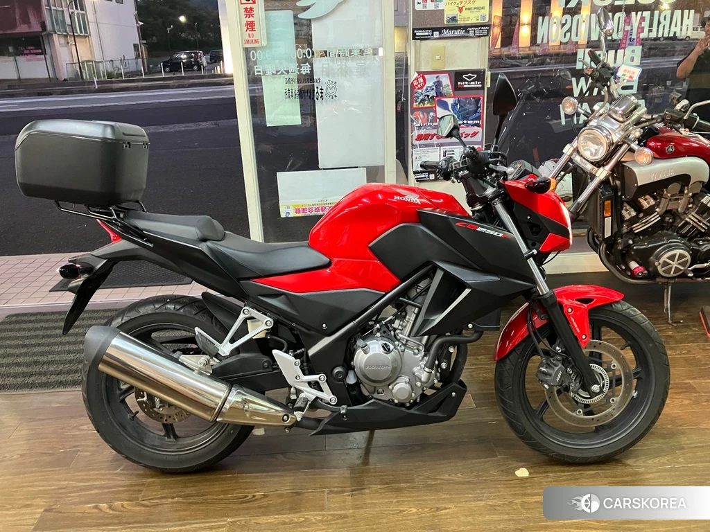 Проданный Honda CB250F 2016 из Японии