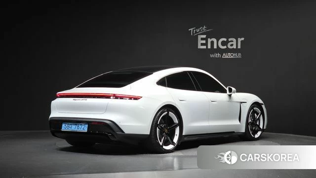 Porsche Taycan id 4474752 из Кореи 12
