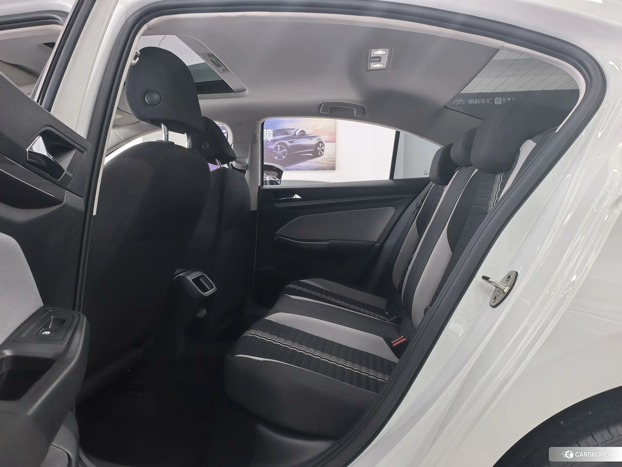 Volkswagen Bora 2022 Белый из Китая, фото 5