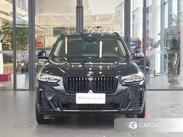 BMW X3 2023 Черный из Китая, фото 2