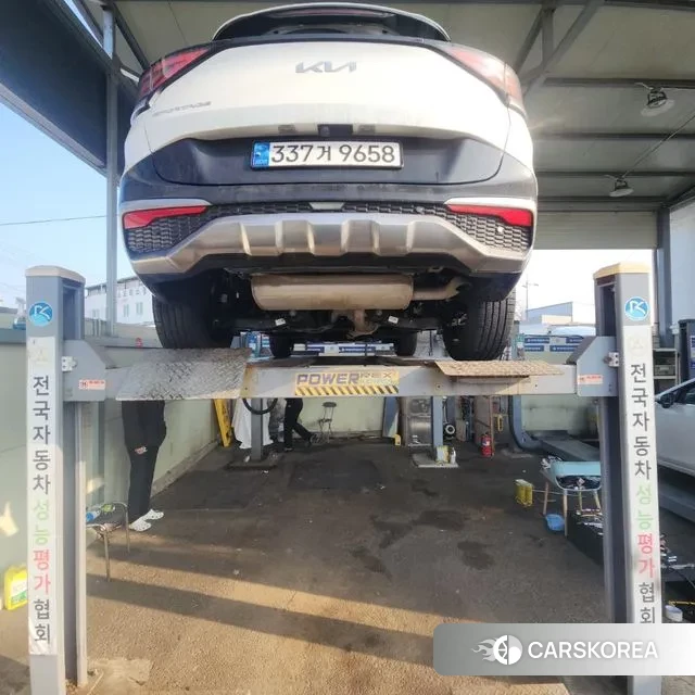 Kia Sportage 5th Generation 2022 Черный из Кореи, фото 2