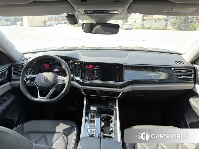 Volkswagen Tourang 2023 Черный из Китая, фото 2
