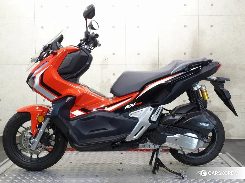 Проданный Honda ADV150 2019 из Японии, фото 2