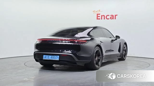 Porsche Taycan id 3817399 из Кореи 12