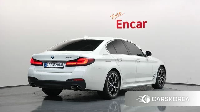 BMW 5 Series (G30) id 3865417 из Кореи 12