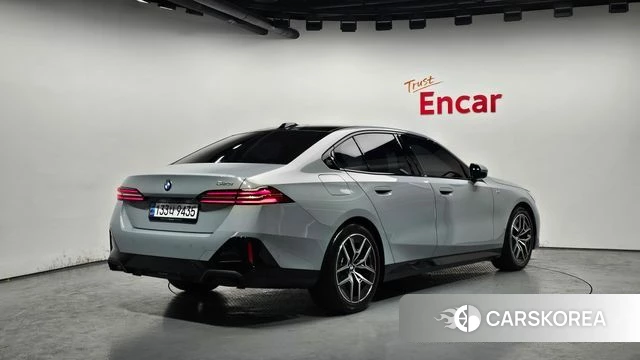 BMW 5 Series (G60) id 4222717 из Кореи 12