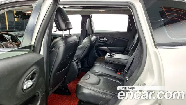 Jeep Cherokee (KL) id 2706357 из Кореи 12