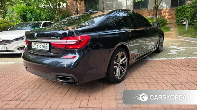 BMW 7 Series (G11) 2018 Черный из Кореи, фото 2