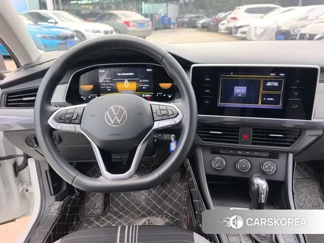 Volkswagen Bora 2024 Белый из Китая, фото 6